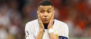 Ende eines Traums. Kylian Mbappé wollte in Deutschland Europameister werden. Das ist ihm nicht gelungen. 