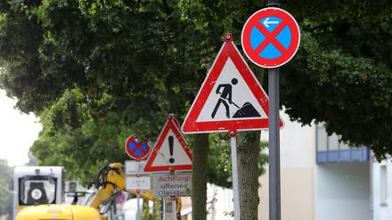 Baustelle, Bauarbeiten Charlottenstrasse Potsdam.