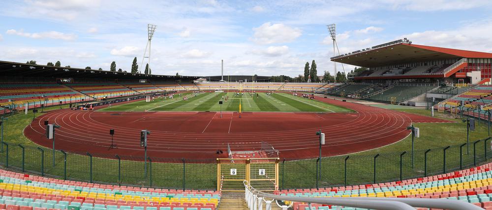 Casus knacksus. Der Abriss des Stadions im Berliner Friedrich-Jahn-Sportpark.