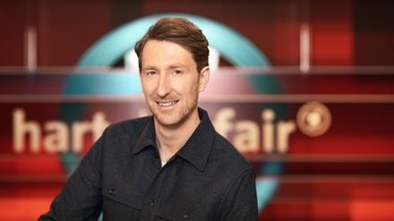 Bewährungsfrist: Bis Ende 2025 muss Louis Klamroth zeigen, dass er mit „hart aber fair“ die Zielvorgaben der ARD erfüllen kann. 