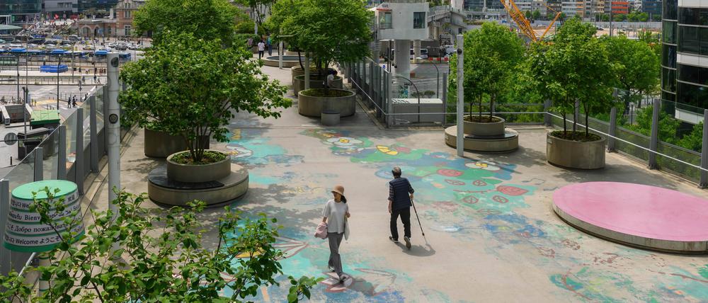 Seoul ist die Hauptstadt Süd-Koreas. Sie hat unseren Autor besonders durch die Sauberkeit und hochmoderne Technik begeistert.