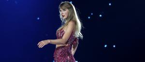 Taylor Swift 2023 beim Eröffnungskonzert ihrer „Eras“-Tour in Glendale, Arizona.