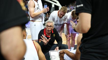 Gordon Herbert bereitet sein Team aktuell auf die Olympischen Spiele in Paris vor.