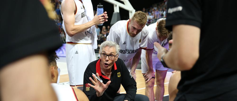 Gordon Herbert bereitet sein Team aktuell auf die Olympischen Spiele in Paris vor.