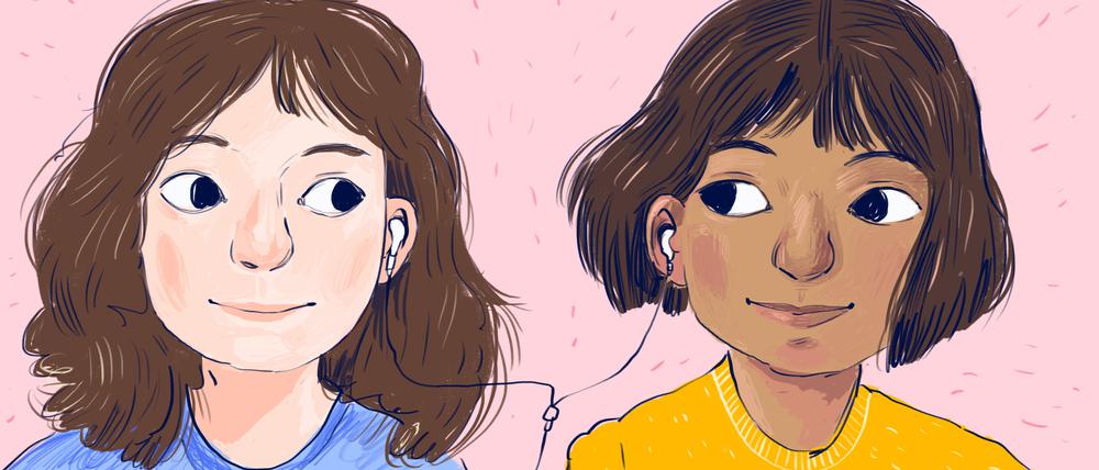 Szene aus dem Comic „Regenbogentage“ von Nora Dåsnes. Zu sehen sind die Mädchen Tuva und Mariam. Ihre Gesichter sind dem Betrachter zugewandt, ihre Augen jedoch richten sie lächelnd auf die jeweils andere. Beide teilen sich ein Paar Kopfhörer und scheinen Musik zu hören. Tuva hat hellrosa Haut, braune, schulterlange Haare und trägt ein blaues Oberteil. Mariam hat hellbraune Haut, kinnlange dunkelbraune Haare und trägt ein gelbes Shirt.