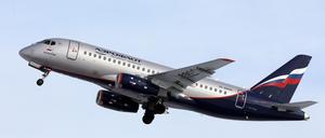 Die Flugzeuge Suchoi Superjet sind eine der wenigen Neuentwicklungen des russischen Flugzeubaus. (Archivbild)