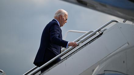 Soll er’s wirklich machen oder lässt er’s lieber sein: Die Frage um Joe Bidens Kandidatur bei der nächsten US-Wahl wird weltweit diskutiert.