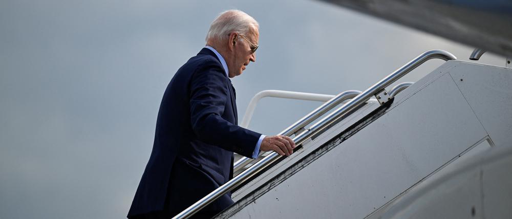 Soll er’s wirklich machen oder lässt er’s lieber sein: Die Frage um Joe Bidens Kandidatur bei der nächsten US-Wahl wird weltweit diskutiert.