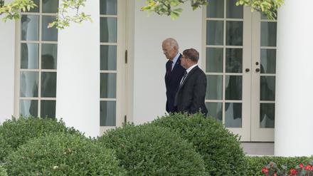 Immer an der Seite des US-Präsidenten: Joe Bidens Leibarzt Kevin O’Connor.