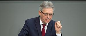Der stellvertretende SPD-Bundestagsfraktionsvorsitzende Achim Post (SPD) spricht im Bundestag.