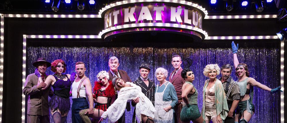 Am Vorabend des Nationalsozialismus. Das Ensemble von „Cabaret“ im Tipi am Kanzleramt.