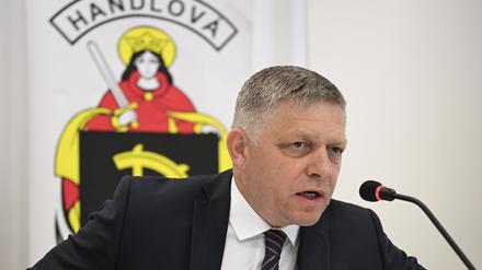 Nach dem Anschlag auf den slowakischen Regierungschef Robert Fico schränkt der EU-Staat das Versammlungsrecht ein. Die Opposition warnt vor einem „Polizeistaat“.