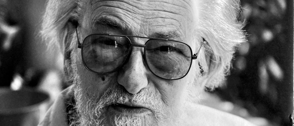 Harald Kretzschmar, Karikaturist und Satiriker, Kleinmachnow, starb Ende Juni.