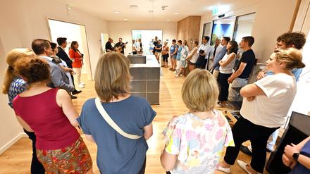 Die Hämatologische und Onkologische Ambulanz und Tagesklinik des Klinikums Ernst von Bergmann wurde in ihren neuen Räumen eröffnet.