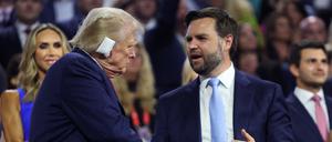 Donald Trump (links) und sein möglicher Vizepräsident J.D. Vance.