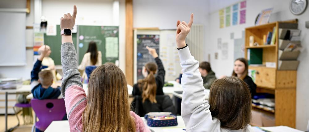 Schulkinder in einer Klasse der Evangelischen Gesamtschule in Gelsenkirchen.
