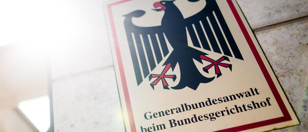 «Generalbundesanwalt beim Bundesgerichtshof» steht auf einem Schild am Eingang zum Gebäude der Bundesanwaltschaft. 