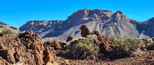 Die Landschaft in der Caldera am Vulkan Teide, Spaniens höchstem Berg. 