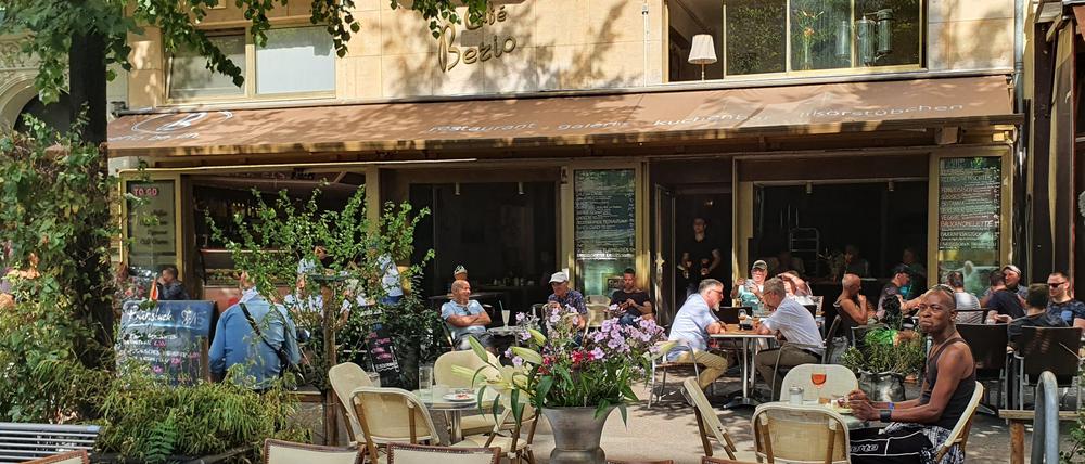 Das Café Berio in der Maaßenstraße: Hier kann man das Gefühl haben, mitten drin zu sein. Noch. 
