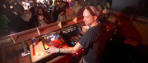 Beim Koblenzer Techno-Festival Electric City. DJ Tomcraft.