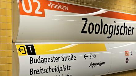Auf 72 Stationen sind die Ausgänge mit Buchstaben gekennzeichnet