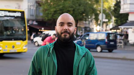 Imad Gebrael ist Doktorand an der HU Berlin und Host vom „Sonnenallee Podcast“. 