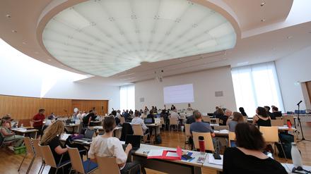 Die Stadtverordneten tagen in der IHK. 