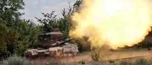 Der ukrainische Generalstab spricht von mehr als 140 Gefechten an einem Tag.