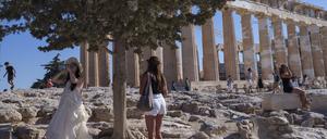 Betroffen von den Schließungen sind unter anderem das Wahrzeichen Athens, die Akropolis, und die antike Stätte von Olympia.