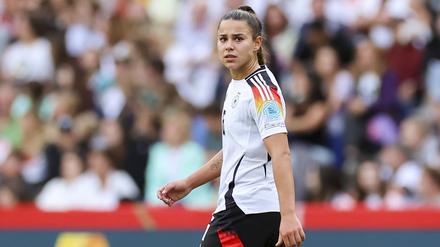 Lena Oberdorf erlitt beim Spiel gegen Österreich einen Kreuzbandriss.