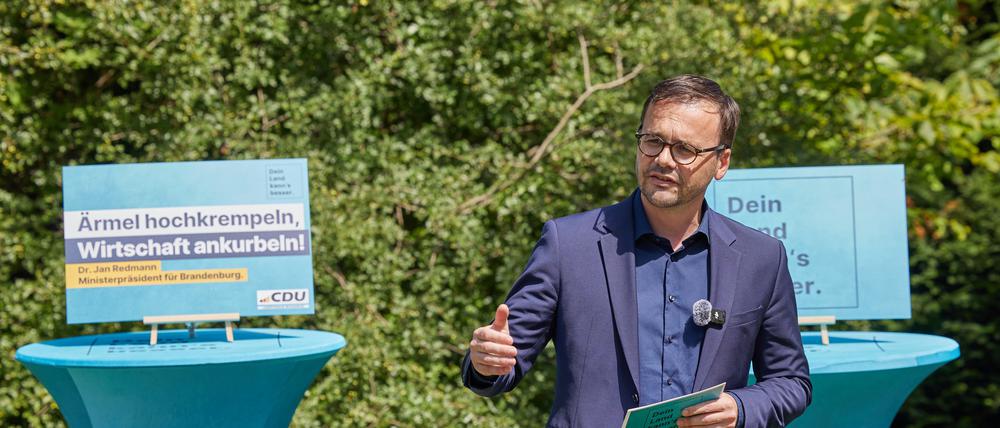 Jan Redmann (CDU), Landesvorsitzender und Spitzenkandidat bei der Landtagswahl Brandenburgs, präsentiert die Wahlkampagne der CDU Brandenburg zur Landtagswahl unter dem Motto «Dein Land kann’s besser».