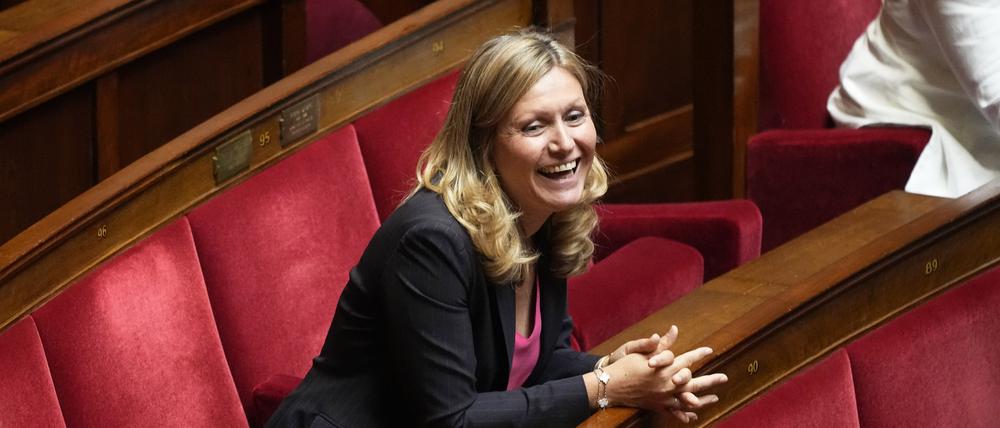 Yaël Braun-Pivet freut sich über ihre Wiederwahl zur Parlamentspräsidentin.