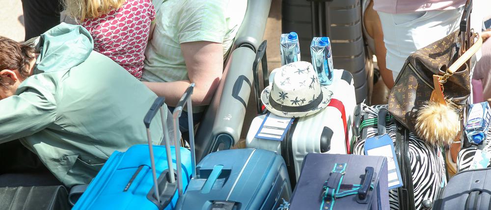 Was nun? Die Computerpanne legte Airlines, Banken und Krankenhäuser lahm.