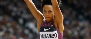 Malaika Mihambo sprang in London 6,87 Meter weit.