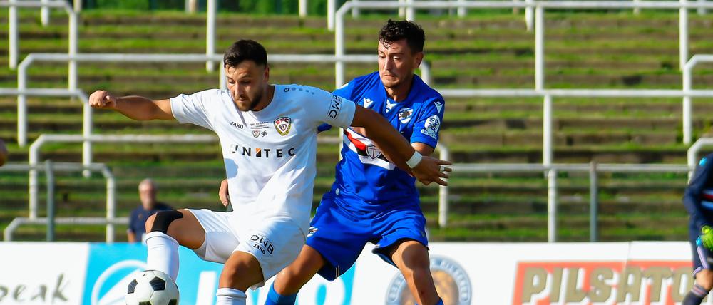 Rufat Dadashov (links, hier gegen Alex Ferrari) erzielte den Siegtreffer für den BFC Dynamo.