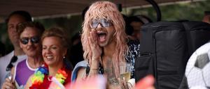 Tokio Hotel-Sänger Bill Kaulitz beim CSD in Köln.