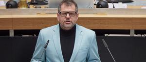 ARCHIV - 18.01.2024, Berlin: Werner Graf (Bündnis90/Die Grünen) spricht bei einer Plenarsitzung im Berliner Abgeordnetenhaus (zu dpa: «Grünen-Fraktionschef: Müssen den Menschen Hoffnung geben») Foto: Jörg Carstensen/dpa +++ dpa-Bildfunk +++