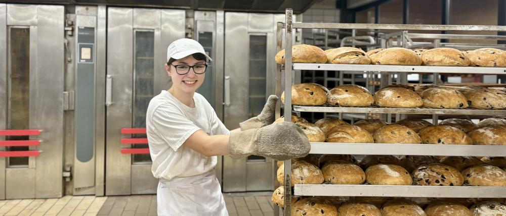 Folge 83 der Kolumne "Meine Lehre": Maggie Neuwirth, 17 Jahre alt, 2. Lehrjahr der Ausbildung als Bäckerin bei der Beumer & Lutum GmbH in Neukölln.Quelle: Beumer & Lutum