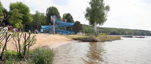 Im Waldbad Templin finden die „Potdamer Wasserrutschmeisterschaften“ statt. 