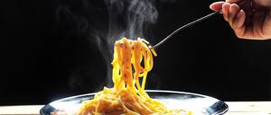 Dampfend heißer Teller Spaghetti (Symbolbild)