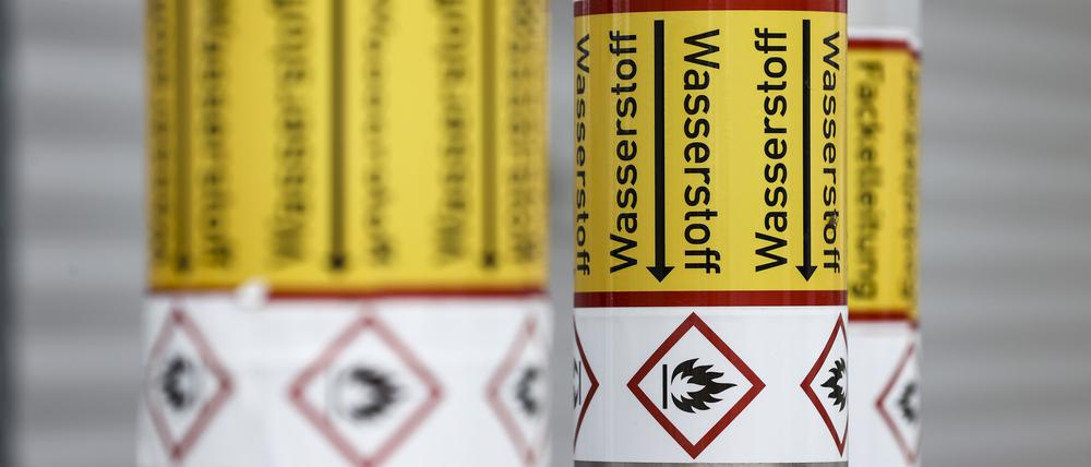 Leitungen für flüssigen Wasserstoff.
