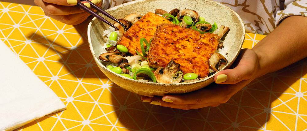 Das Berliner Unternehmen Omami stellt Tofu aus Kichererbsen her.