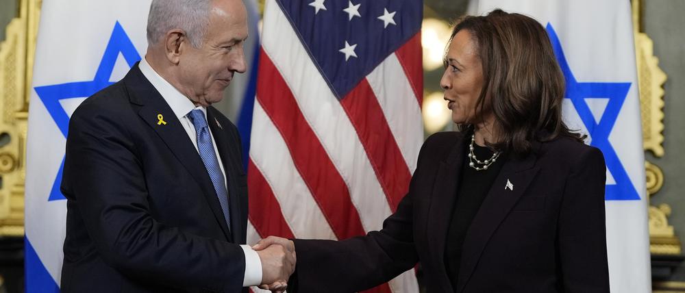 Harris mahnt zu einem Abkommen im Gaza-Krieg.