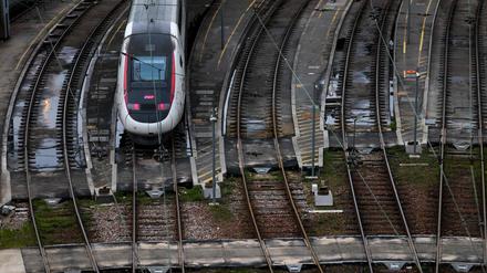 Ein TGV in Paris