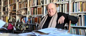 Er war ein Universalgelehrter: Der Komponist Wolfgang Rihm in seiner Wohnung in Karlsruhe.