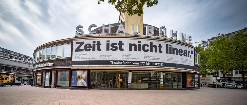 Berlin Charlottenburg-Wilmersdorf Theater Schaubühne, Kurfürstendamm / Lehniner Platz - 27.08.2023 Berlin *** Berlin Charlottenburg Wilmersdorf Theater Schaubühne, Kurfürstendamm Lehniner Platz 27 08 2023 Berlin