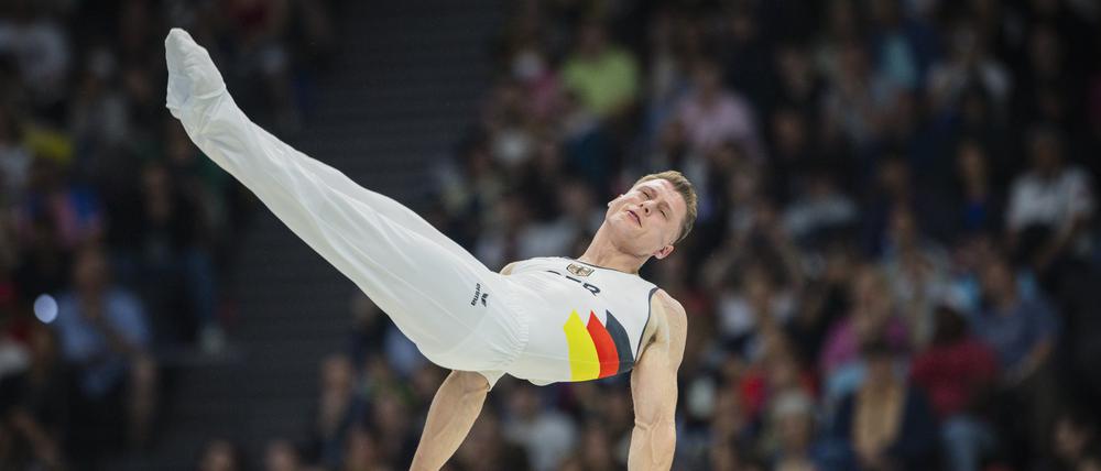 Lukas Dauser überzeugte am Barren und hat sich an seinem Spezialgerät ins Finale geturnt.