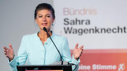 Sahra Wagenknecht, Parteivorsitzende des BSW, spricht beim Parteitag des Bündnis Sahra Wagenknecht in der Arena Steigerwaldstadion.
