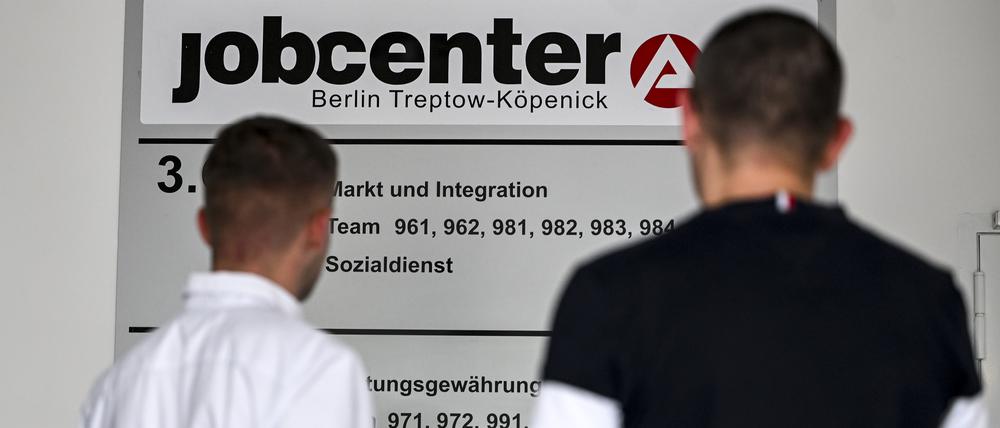 Das Jobcenter Treptow-Köpenick am Groß-Berliner Damm.