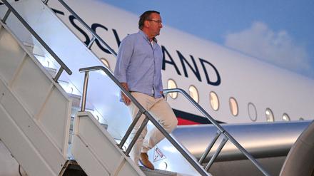 Verteidigungsminister Boris Pistorius (SPD) kommt auf dem Honolulu International Airport an.